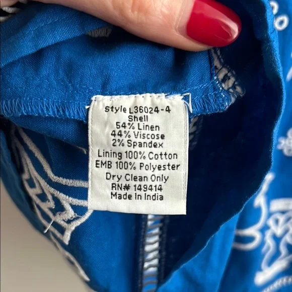 NWT Johnny Was Barbara Mini Dress Size Medium Royal Blue with White Embroidery - Picture 14 of 17